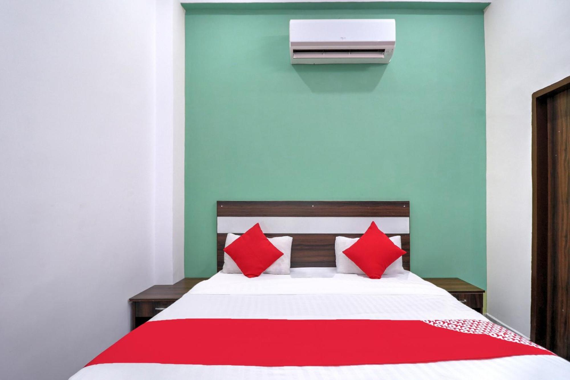 Hotel O 71370 White House Garhi Harsaru Экстерьер фото